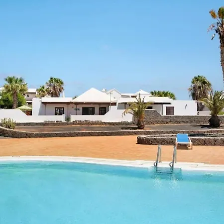 Holiday home For Lanzarote Holidays House *
