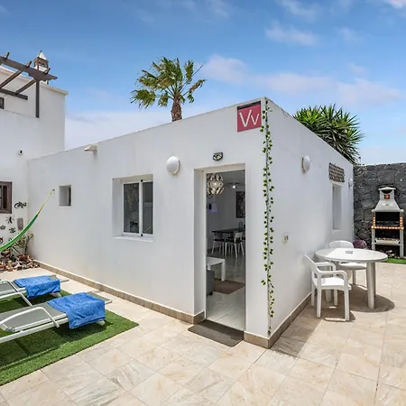 For Lanzarote Holidays House بيت للعطل بلايا بلانكا