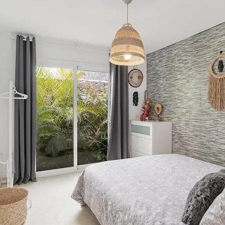 For Lanzarote Holidays House Playa Blanca