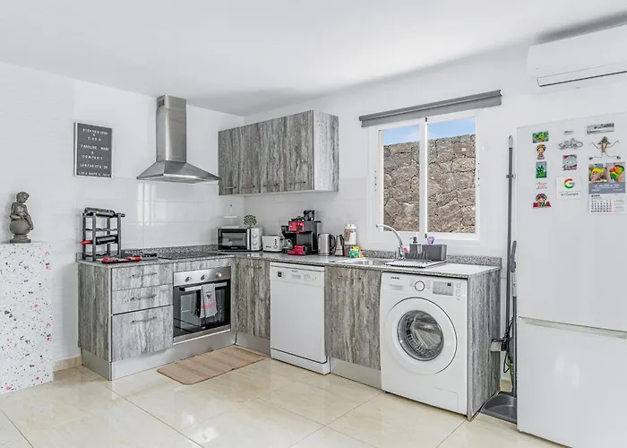 For Lanzarote Holidays House